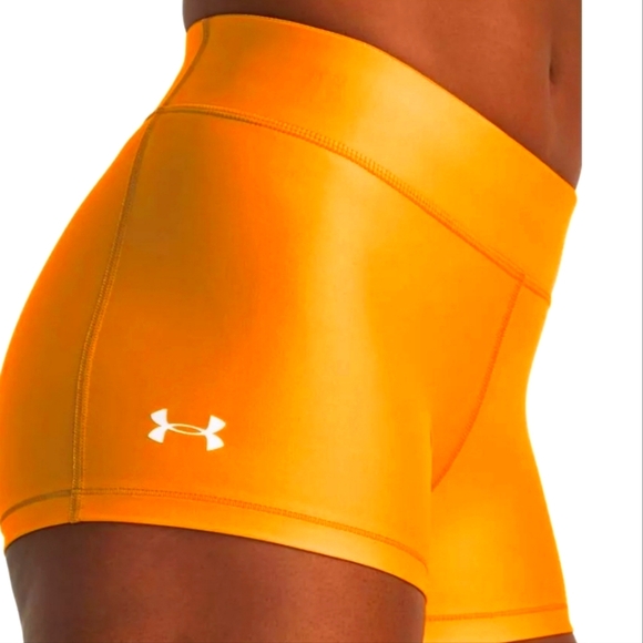 Under Armour Women's HeatGear Mid Rise Shorty Orange Size Med. NWT - Picture 1 of 4